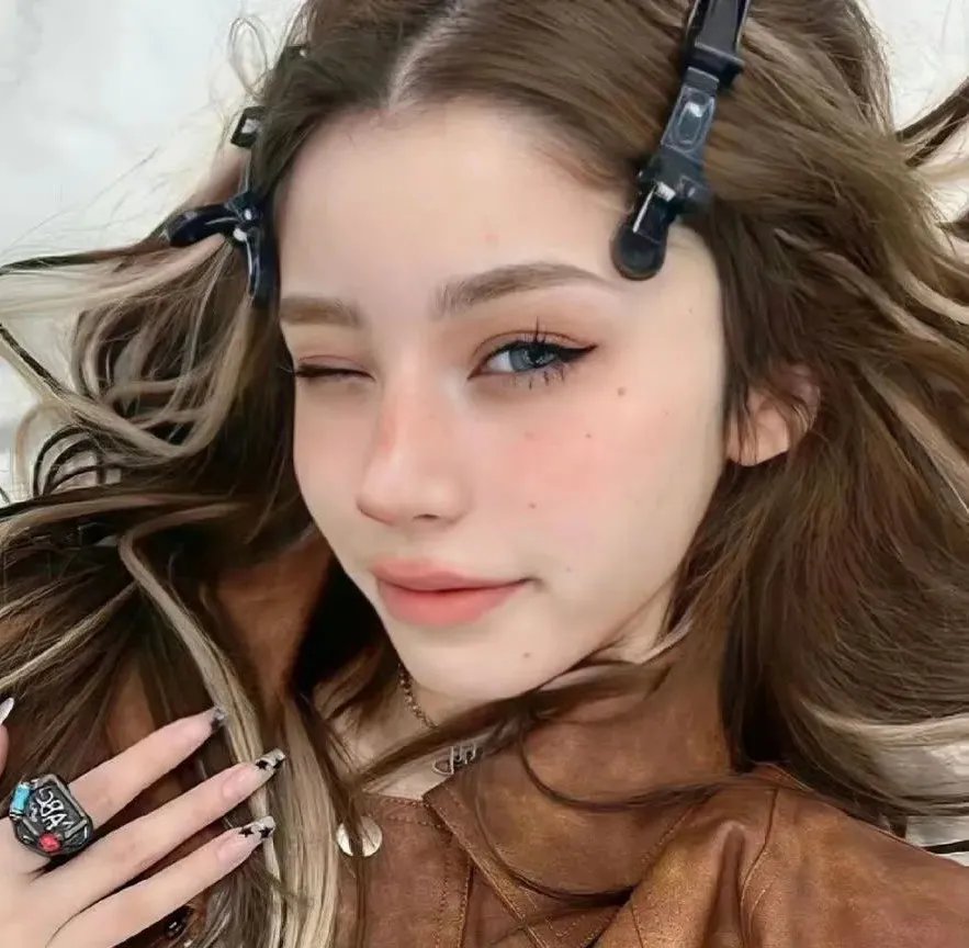 七位女俘虏